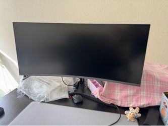Samsung curved monitor