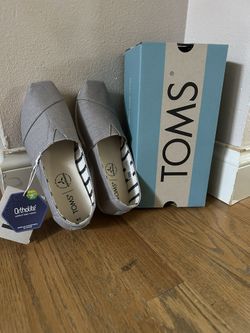 Nwt- Tons Alpargata Women’s 5W