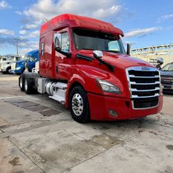 2020 Freightliner Cascadia 