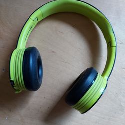 Monster Freedom bluetooth Wireless On-Ear Headphones