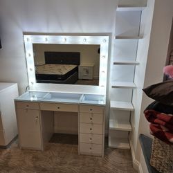 Brand New Vanity Acrylic White 7 Drawers Side Door W/ Shelve & XL Hollywood Mirror Clear Light Builbs $649 Add Large Shelve $159