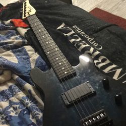 Lightly Used  Electric Guitar Still Works In Good Condition 