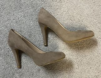 Kelly And Katie Heels Size 7.5
