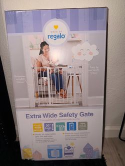 Regalo Extra Wide Baby Safety Gate