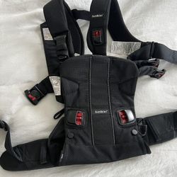BabyBjorn air one carrier
