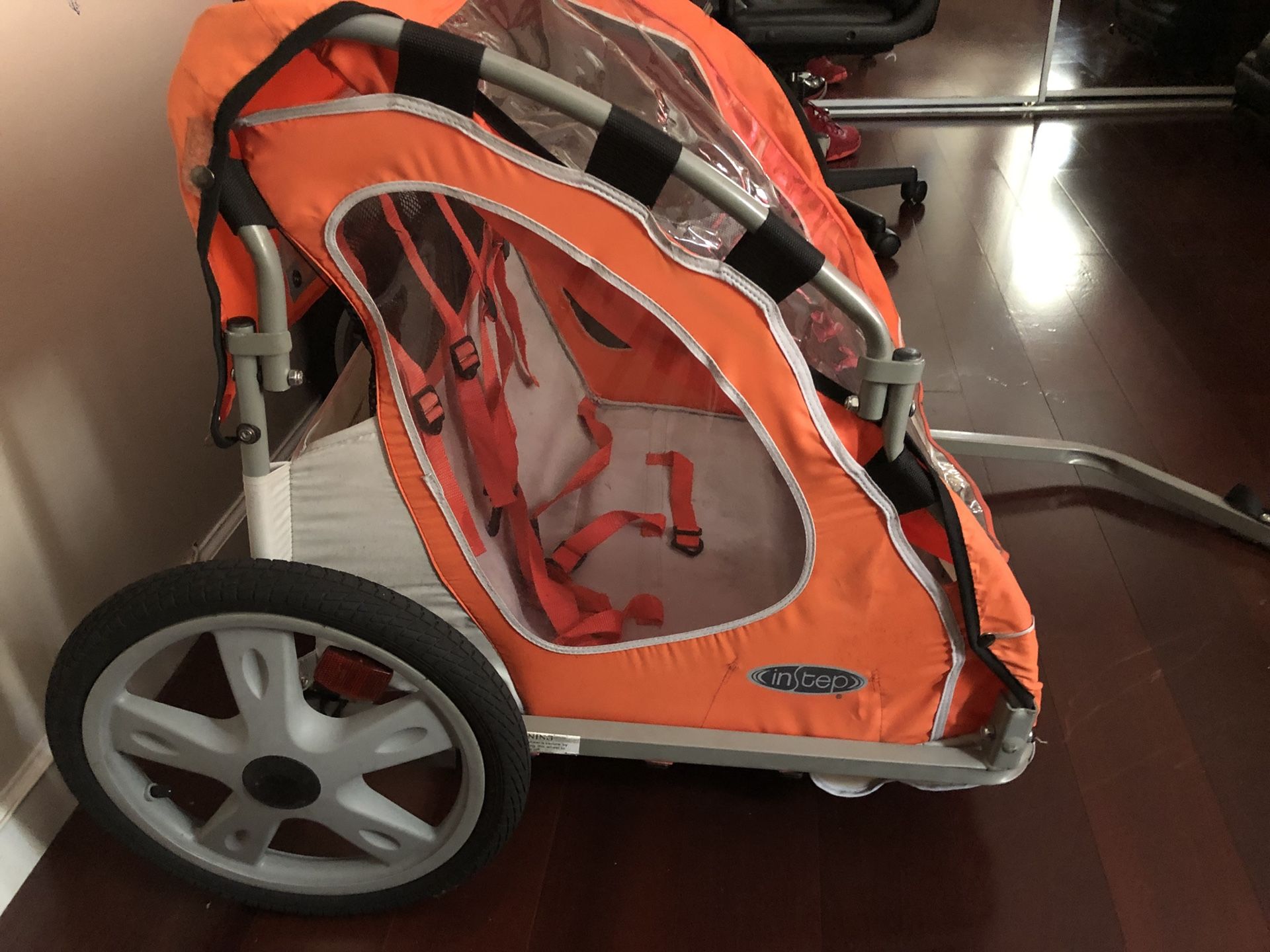 BIKE TRAILER KIDS MISSING SMALL PART @ WALMART $10