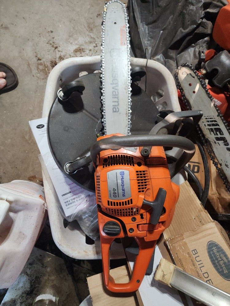 HUSQVARNA CHAINSAW