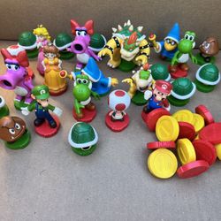 Mario Chess Set 2009 Complete Set No Board
