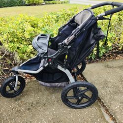 Bob Revolution SE Jogging Stroller
