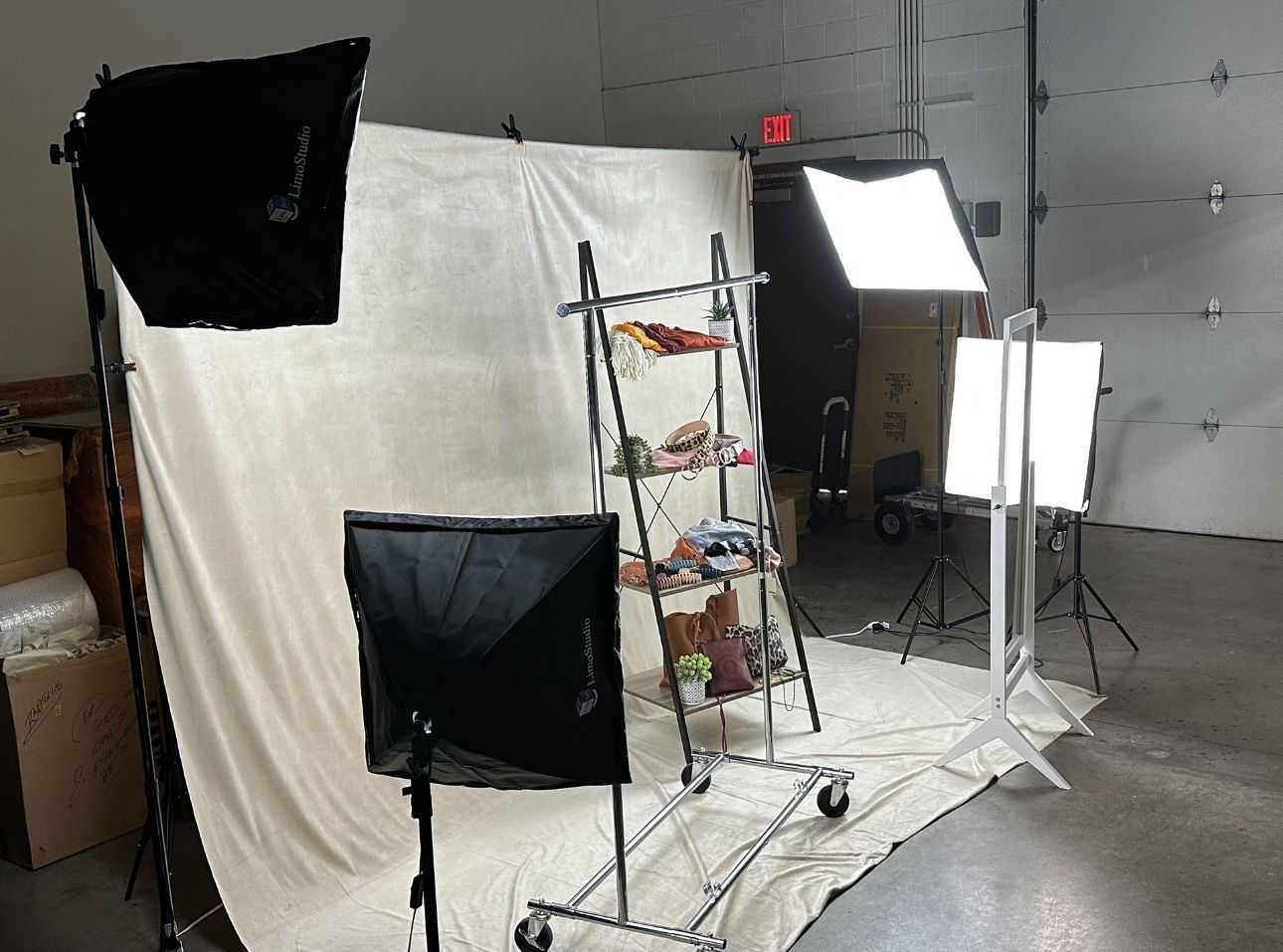Photography set up with Limo Studio Soft Box Lighting (set of 4)