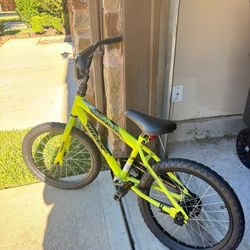 Kid's bike- Excellent Condition