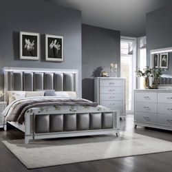 Brand New Queen Bed Room 5 Pc 