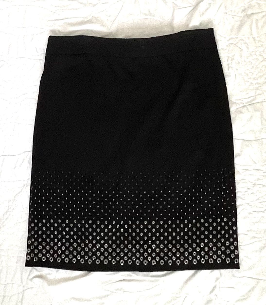 NWOT- Grace Elements black pencil skirt.  Back Zipper.  Sz 12