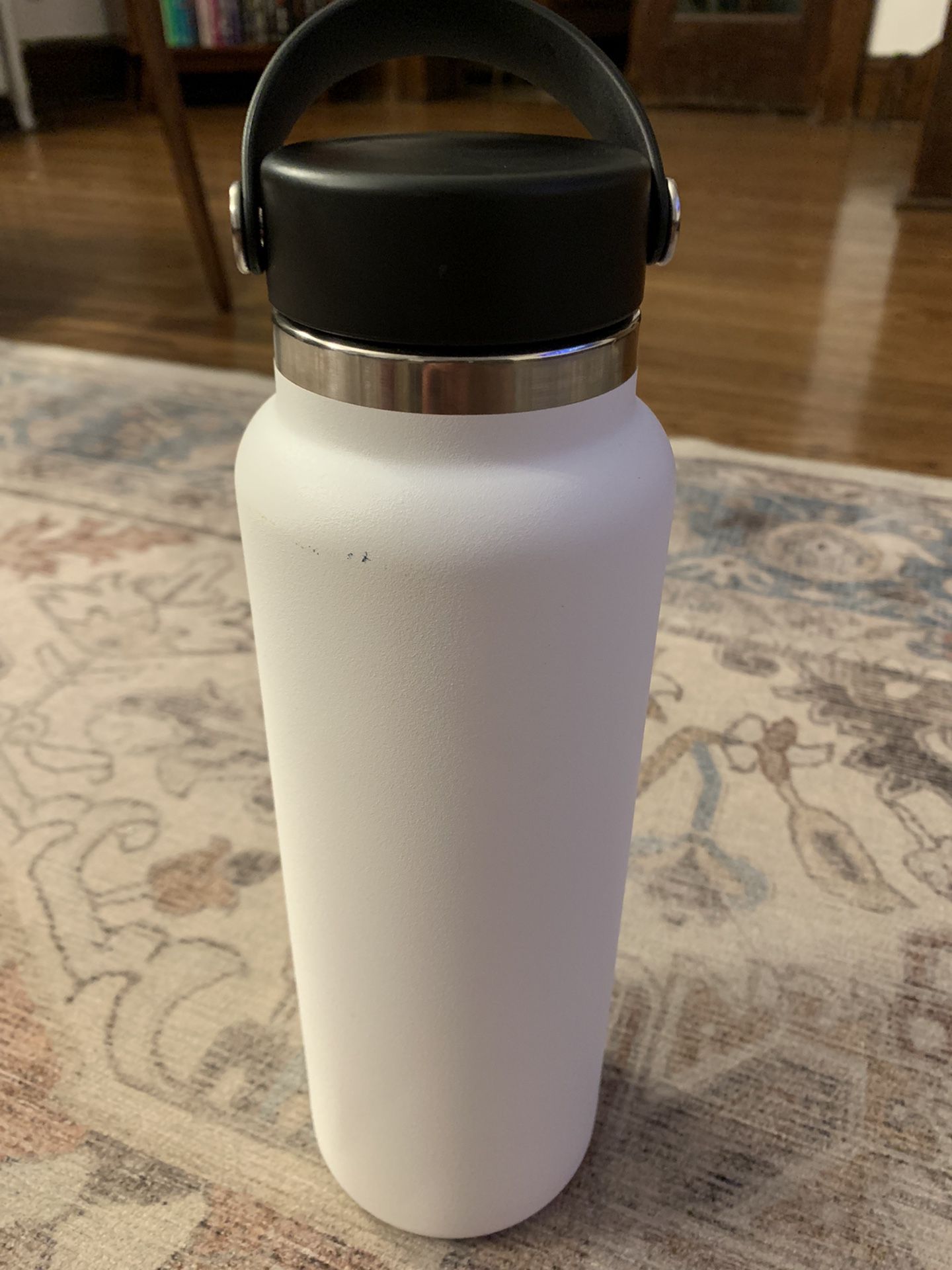 Bubba Trailblazer Vacuum-Insulated Stainless Steel Water Bottle, 40 oz.,  Rock Candy ($10 each) for Sale in Milwaukee, WI - OfferUp