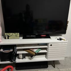 50 ‘ Samson’s TV And tv Stand 