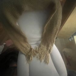 Brownish yellowish scarf