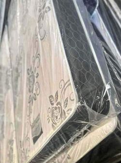Deluxe brand twin size