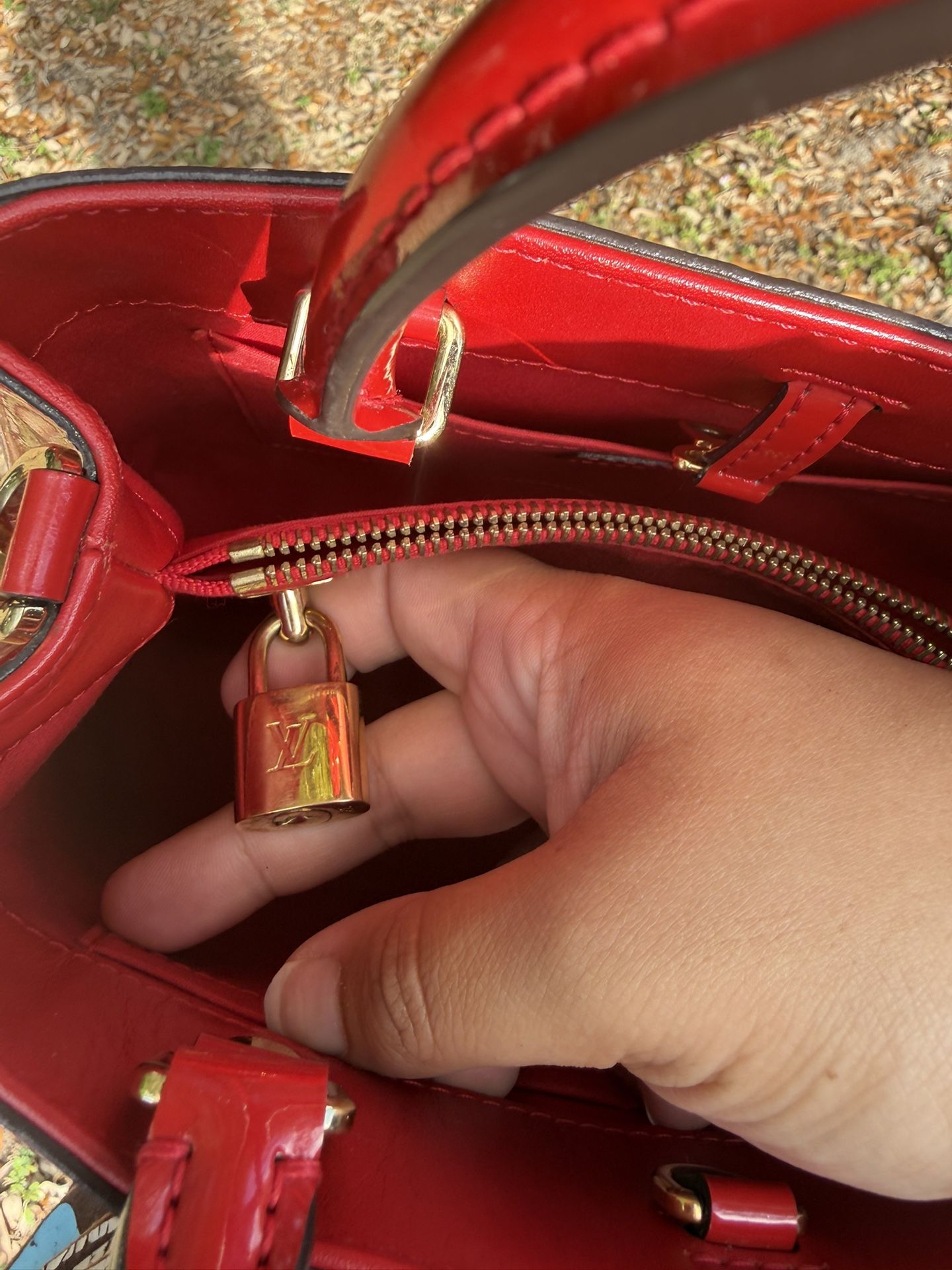 Authentic Louis Vuitton Hand Bag Montaigne BB Red Vernis