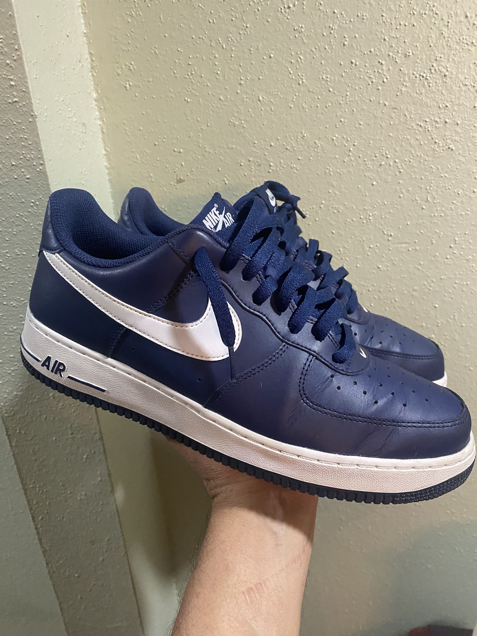 Nike Air Force 1 Midnight Navy/White AuthenticSize 11