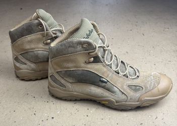 Waterproof Cabela's hiking boots