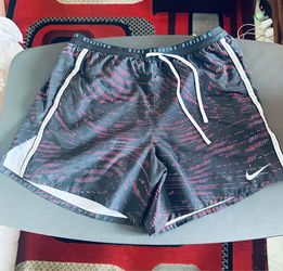 Nike Medium Shorts