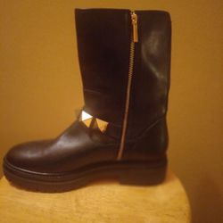 New Ladies Michael Kors Boots Size 9.5