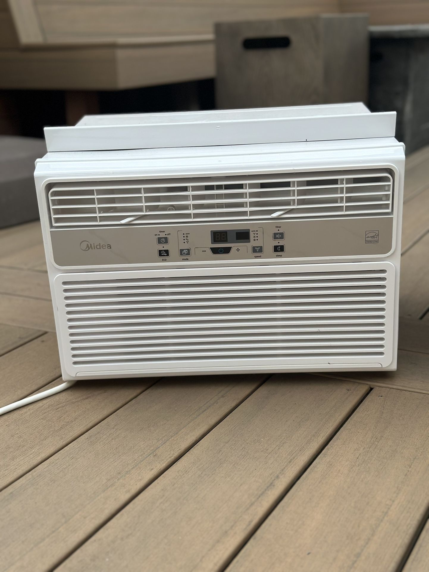 Midea 6000BTU Window AC Unit