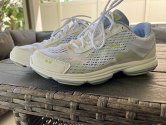 Ryka Woman’s Size 7.5