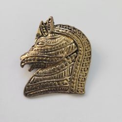 Vintage Gold Tone Ornate Horse Head Brooch Pin Textured 1.5 x 1.5"