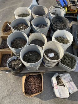 Lot Of Assorted Nails Includes 16d