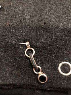 Pendant silver & black rubber band