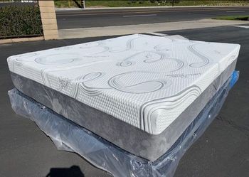 Full Organic Cool Gel Memory Foam!!