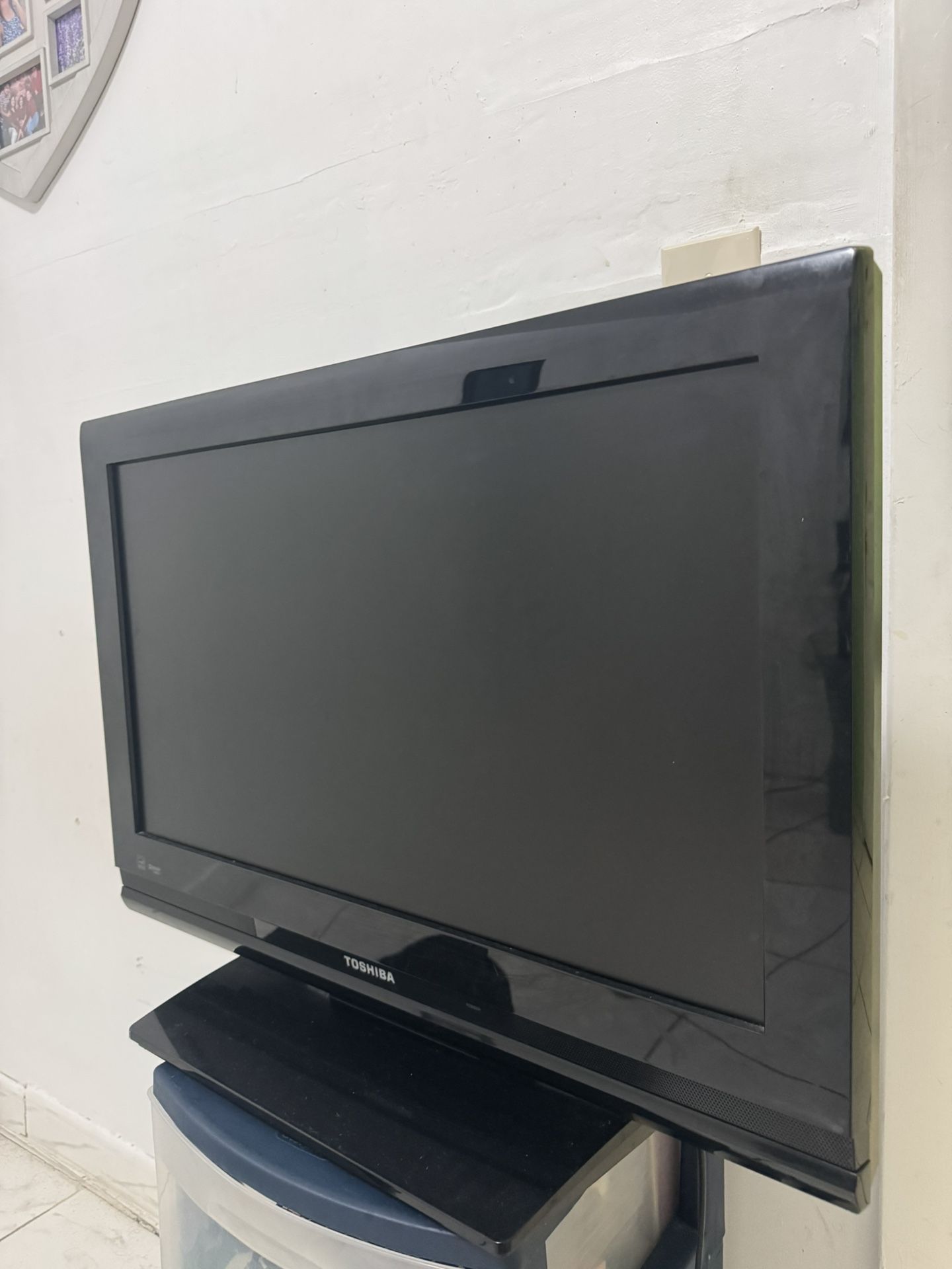 TV TOSHIBA