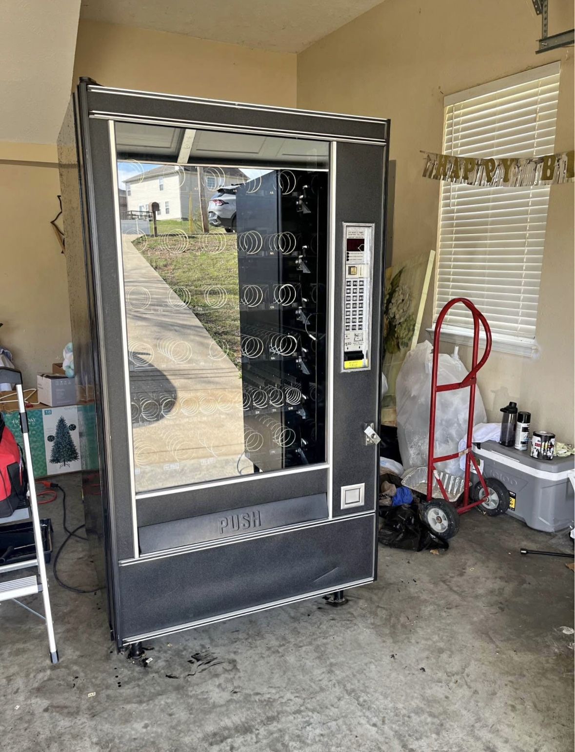 Dispensing Machine 