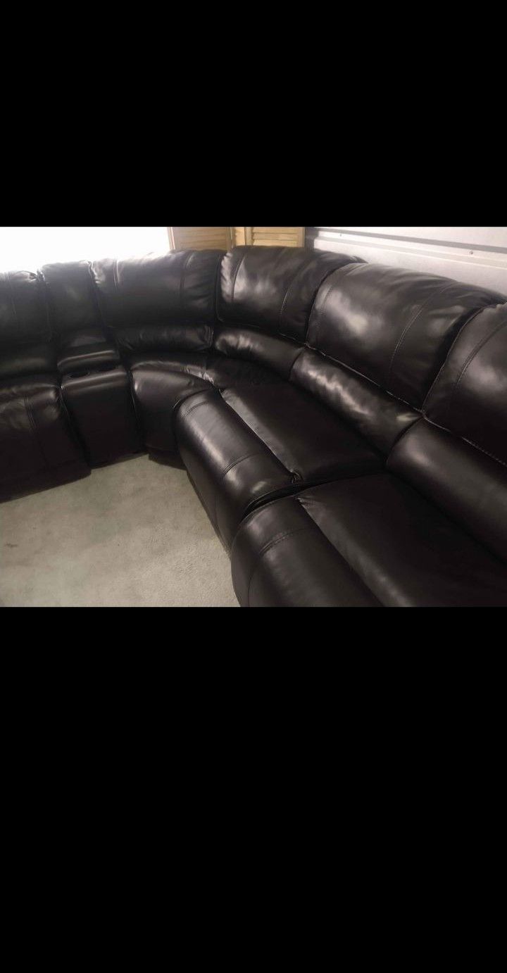 RECLINER ELECTRIC LEATHER SECTIONAL BLACK COLOR.. DELIVERY SERVICE AVAILABLE 💥🚚💥