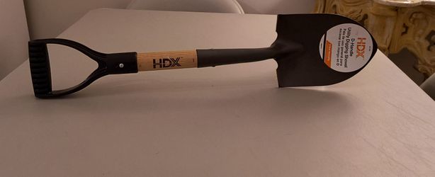 HDX 10.75" D-Handle Utility Digging Shovel