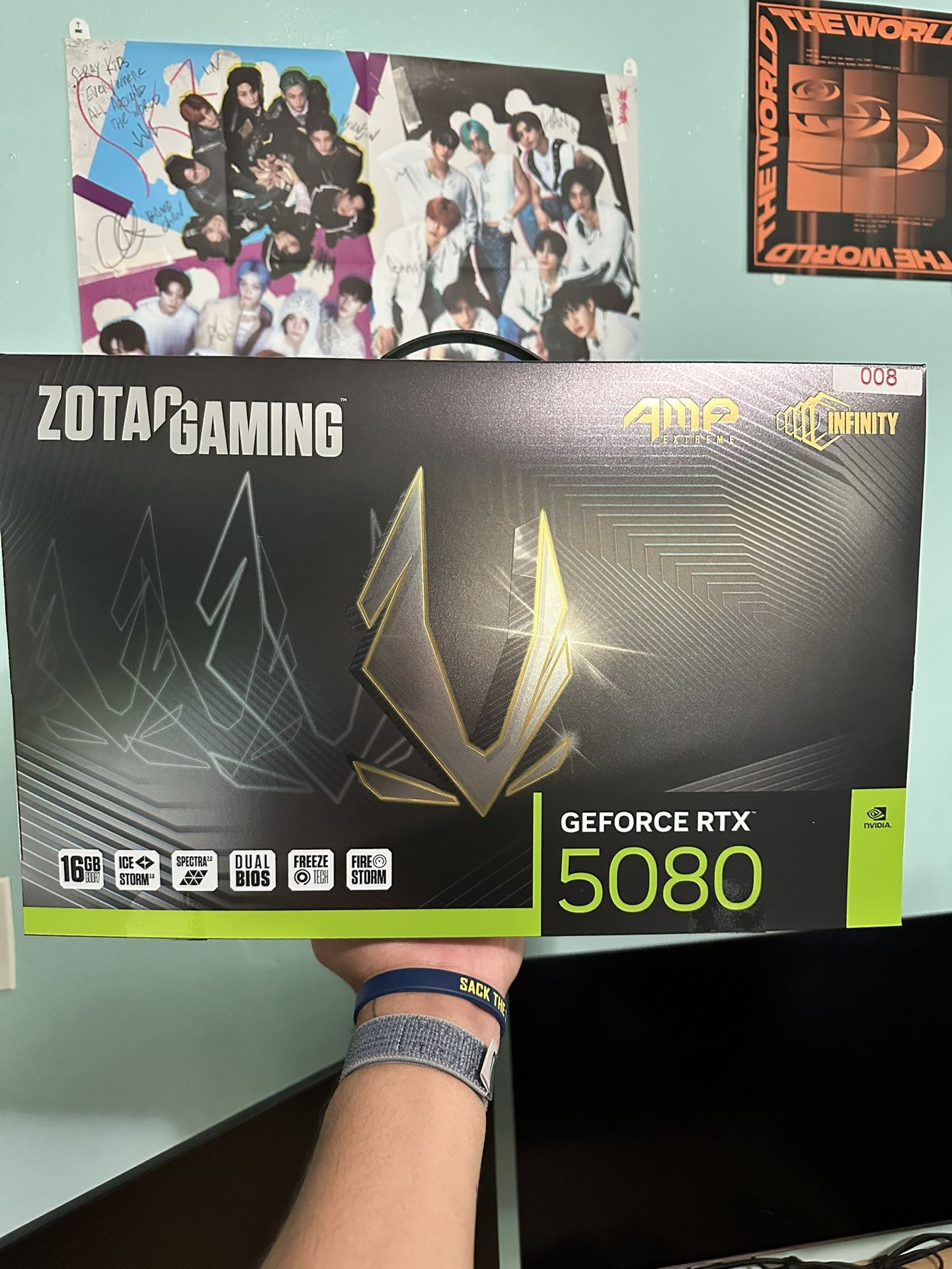 Zotac 5080 AMP extreme