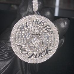 925 Silver With Moissanite Diamond Pendant 