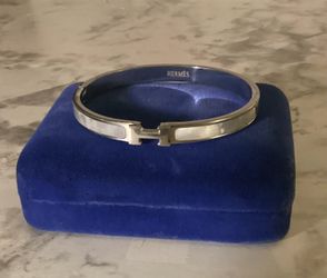 Hermès Clic H bracelet in stainless steel with mother of pearl inlay