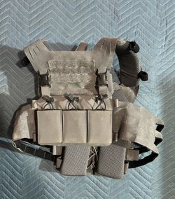 Chest Rigs