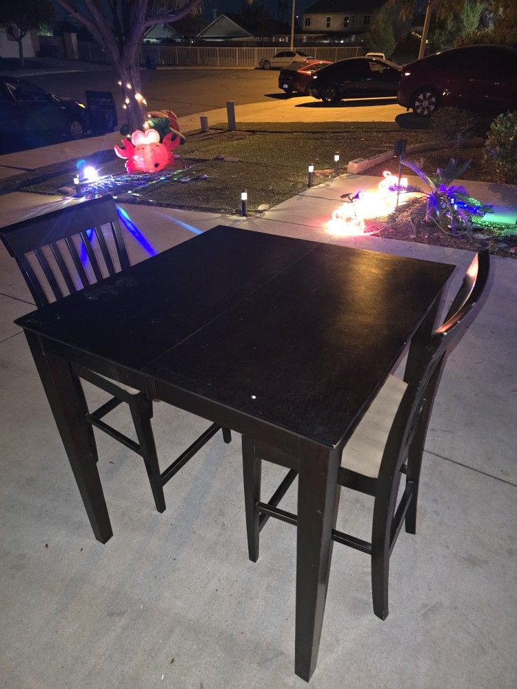 Dining Table With 2 Chairs With Extender
