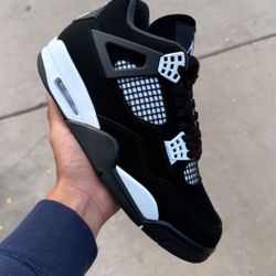 Jordan 4 White Thunder