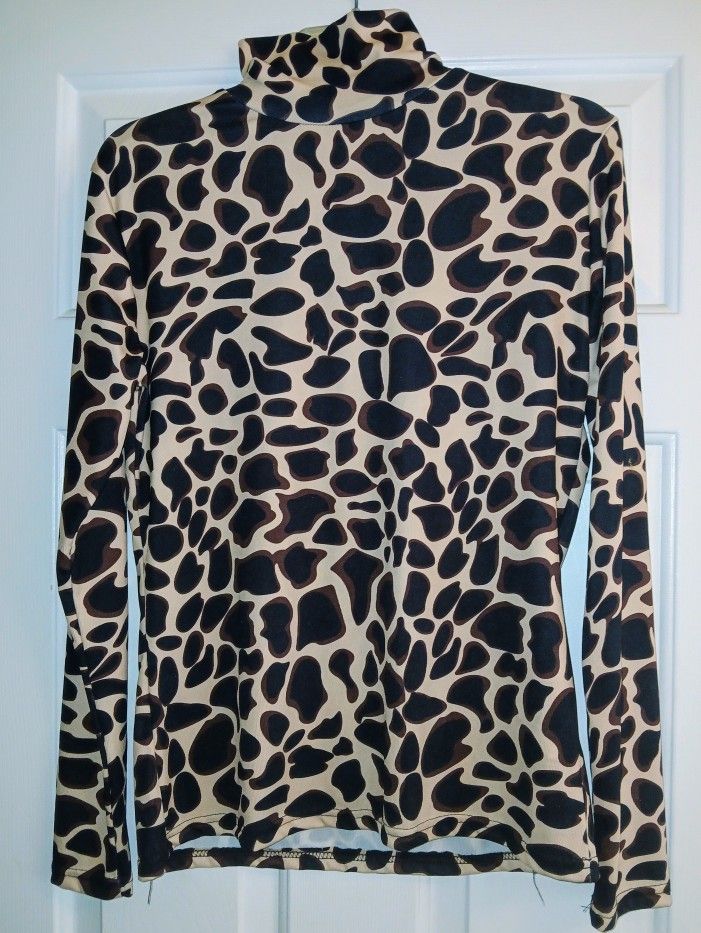 Giraffe Turtleneck