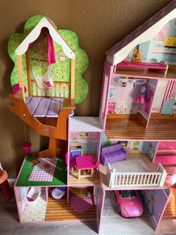Doll house
