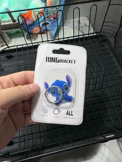Stitch ring bracket