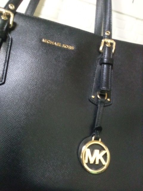 Michael Kors Purse 👜