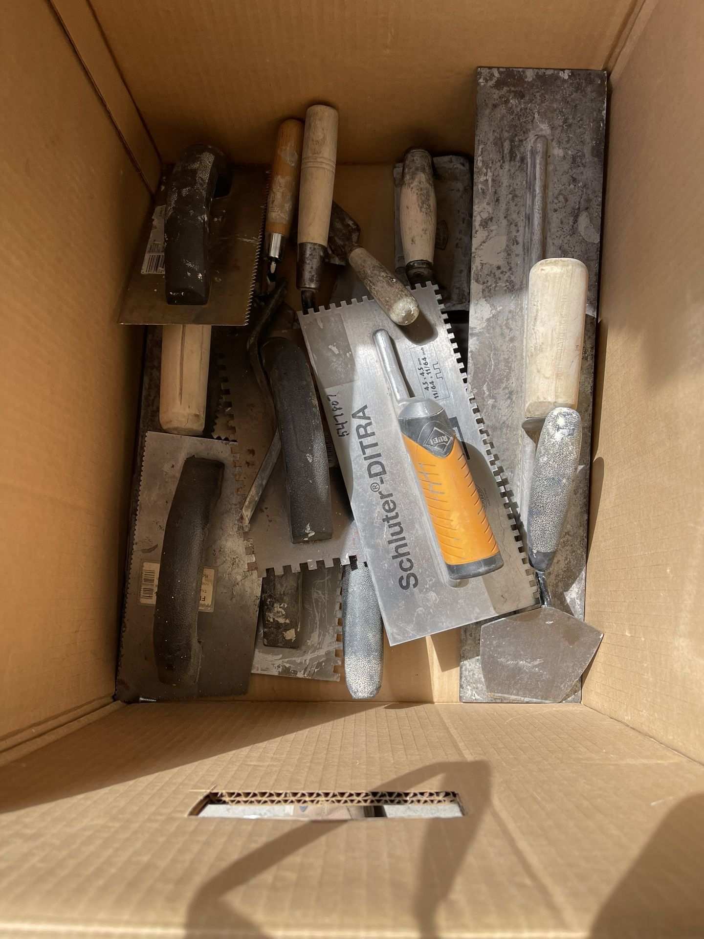 Various Trowels 