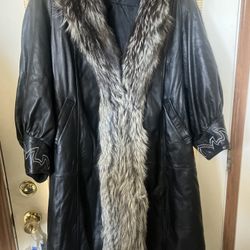 Black Leather Real Fox Collar And Trim Sz L / XL