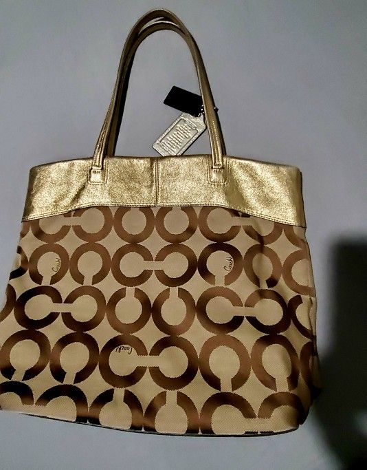 Coach handbag