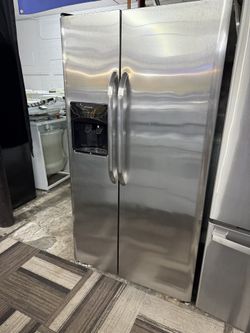 Frigidaire Stainless Side By Side With Warranty 
